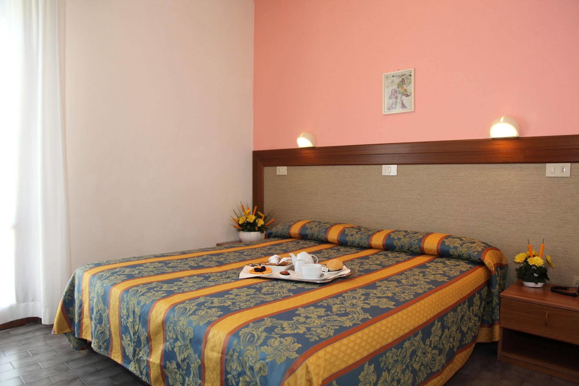 Pigalle Hotel Lido di Jesolo