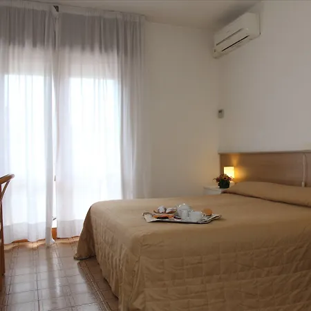 Pigalle Hotel Lido di Jesolo