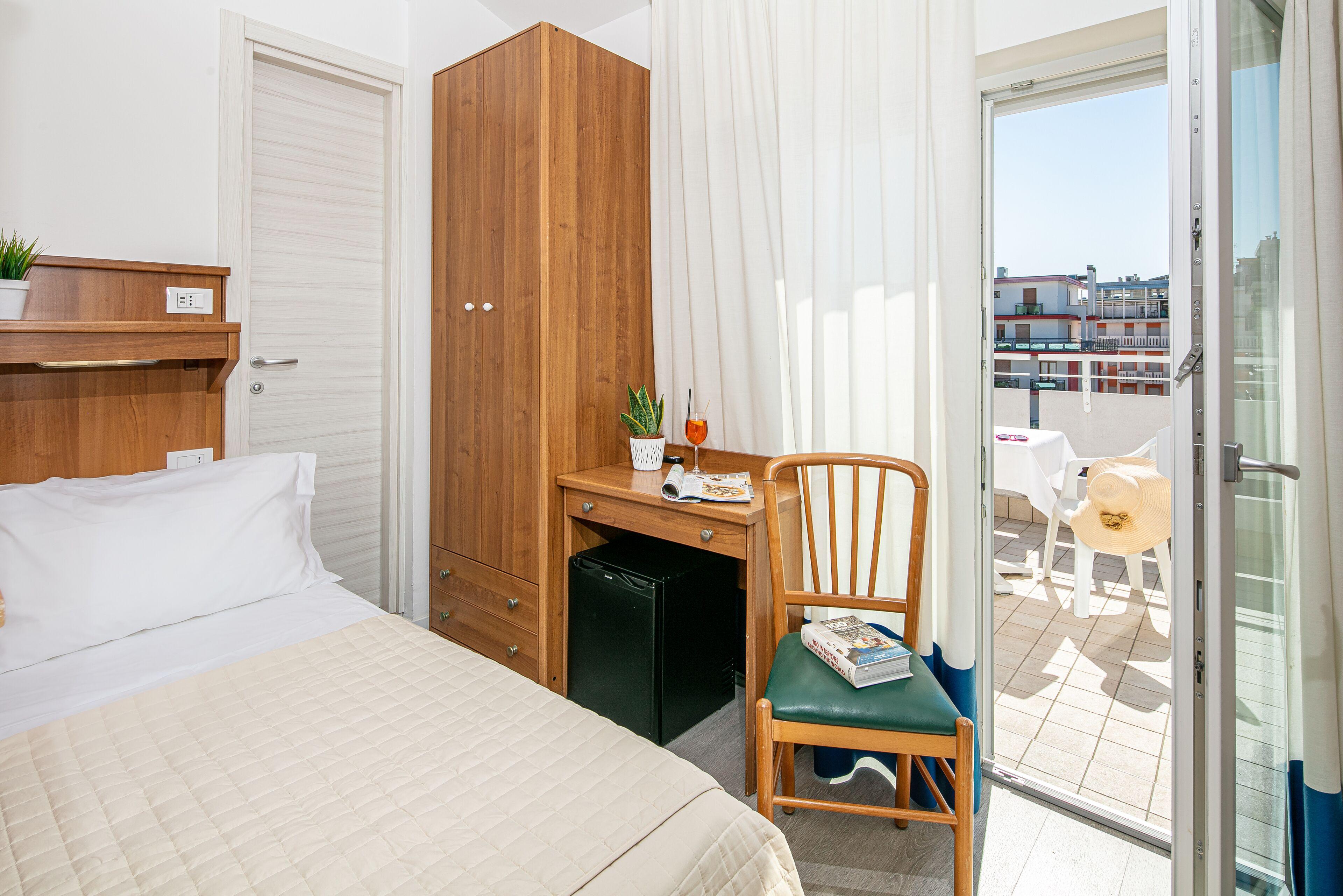 Pigalle Hotel