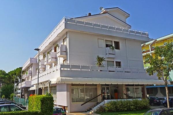 Pigalle Hotel